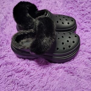 Women's Black Furry Clogs Crocs